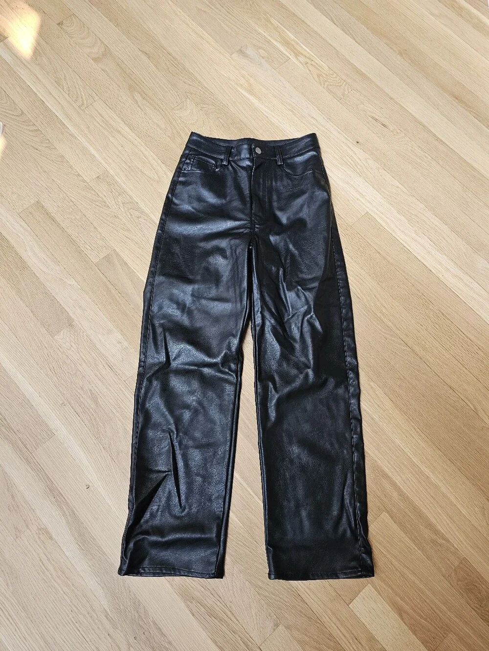 H&M black faux leather straight leg pants 4 - Picture 2 of 9